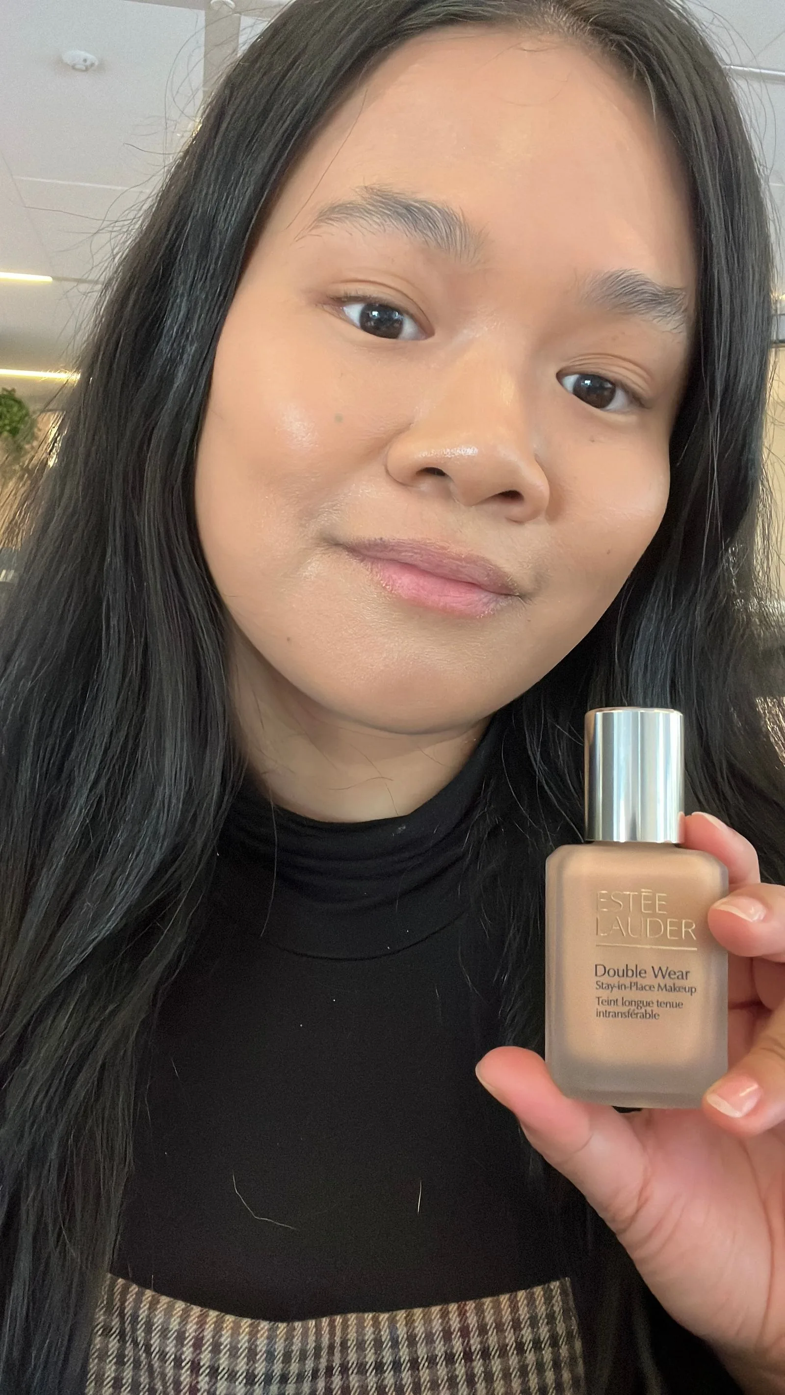 Estée Lauder Double Wear Foundation image 2